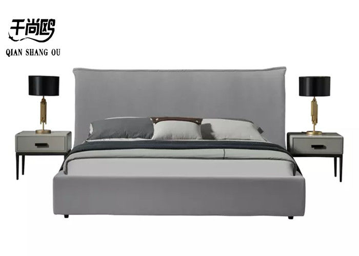 Simple Minimalist Soft Platform Bed Super Large Fabric Covered